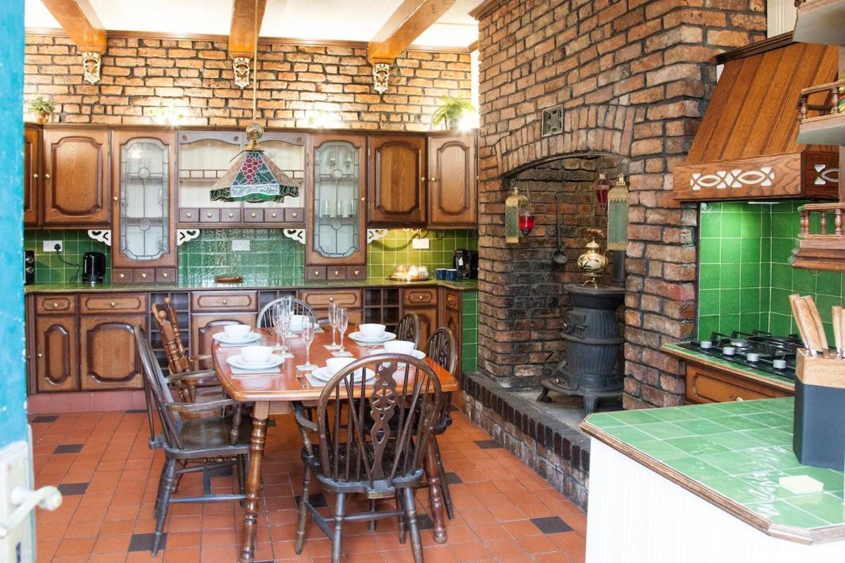 Victorian Elegance At Kingscliffe, Sleeps 17 Villa Manchester Luaran gambar