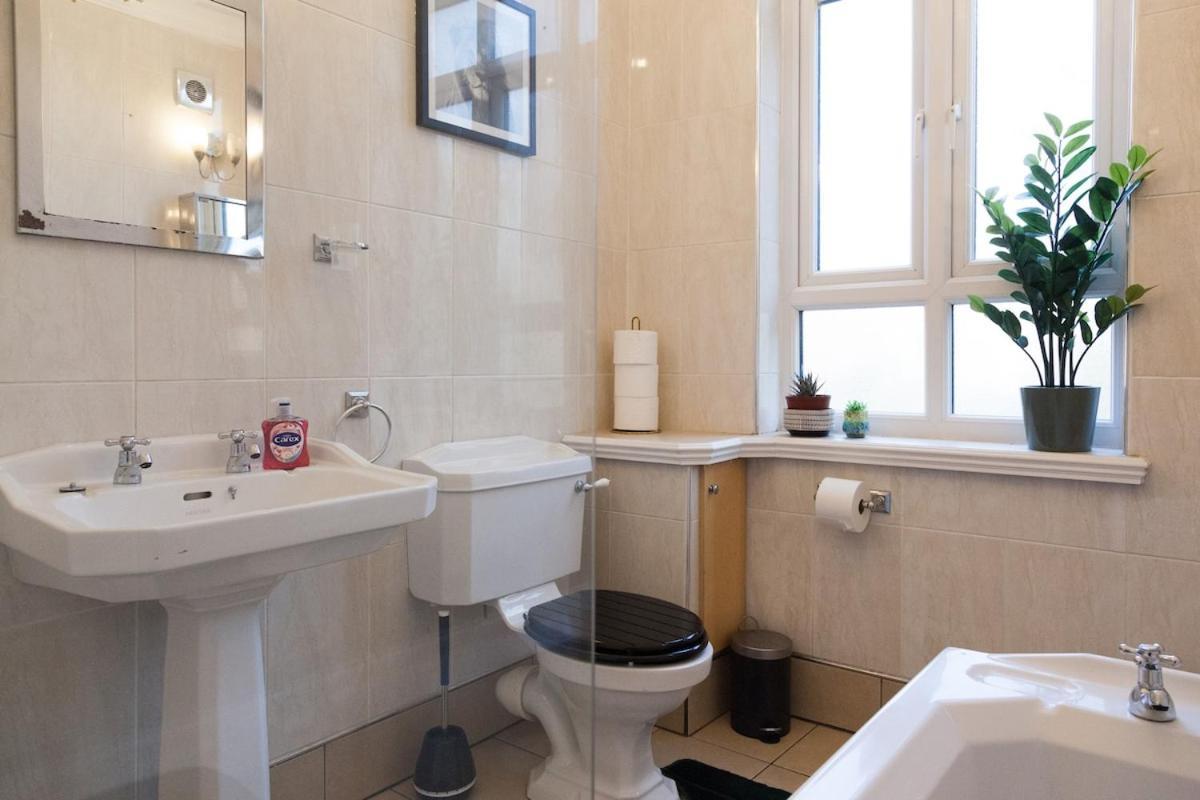 Victorian Elegance At Kingscliffe, Sleeps 17 Villa Manchester Luaran gambar